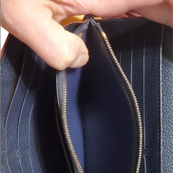 Louis Vuitton Sarah wallet - Picture 5 of 11